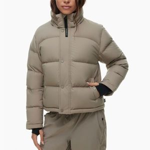 ❌ SOLD Super puff Shorty Aritzia  ❌